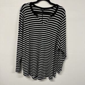 Torrid Waffle Long Sleeve Tee Womens Size 4X Notch Neck Lightweight Pullover